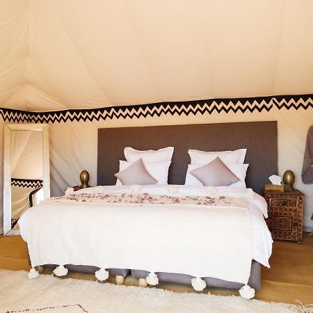 Hotel Nubia Luxury Camp Erg Chegaga El Gouera Esterno foto